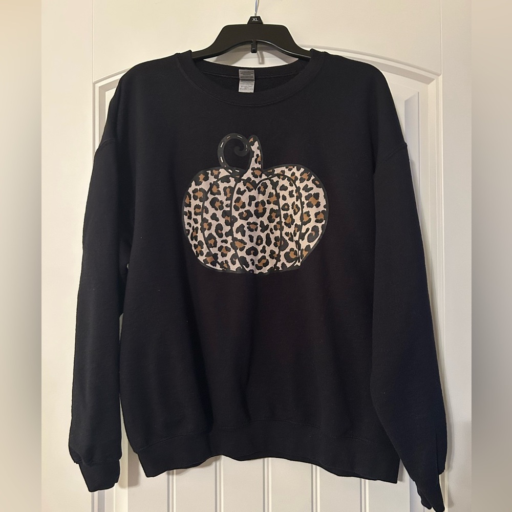 Women’s Fall Sweatshirt size L